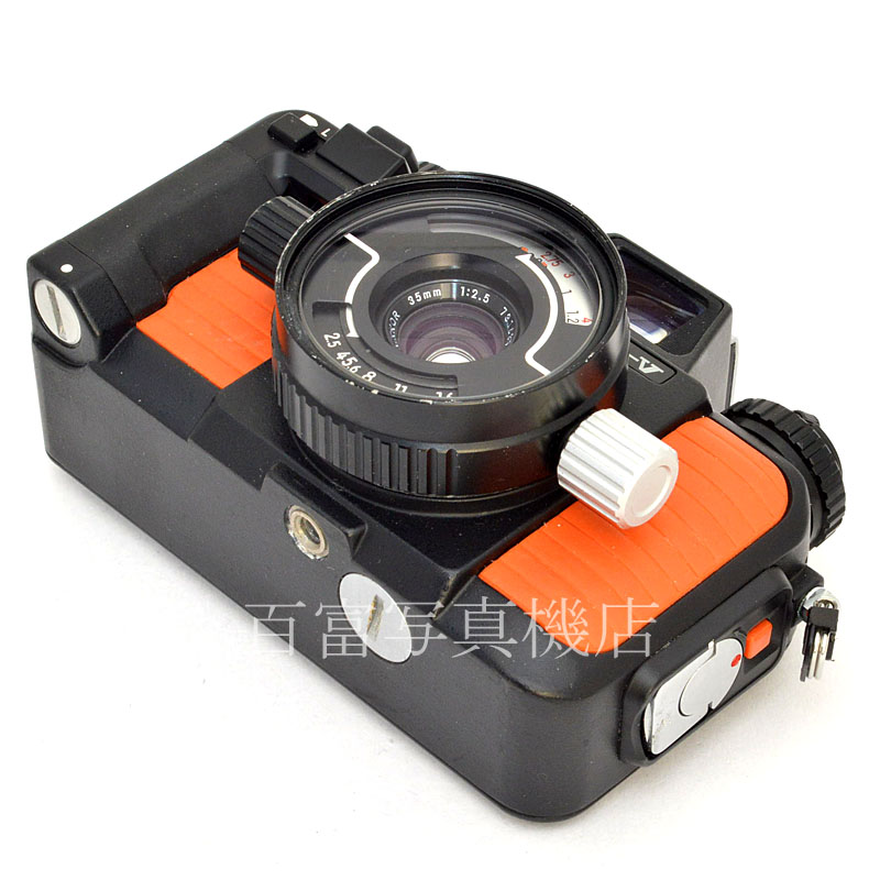 【中古】 ニコン NIKONOS V オレンジ ボディ Nikon/ニコノス 中古フイルムカメラ 50817｜カメラのことなら八百富写真機店