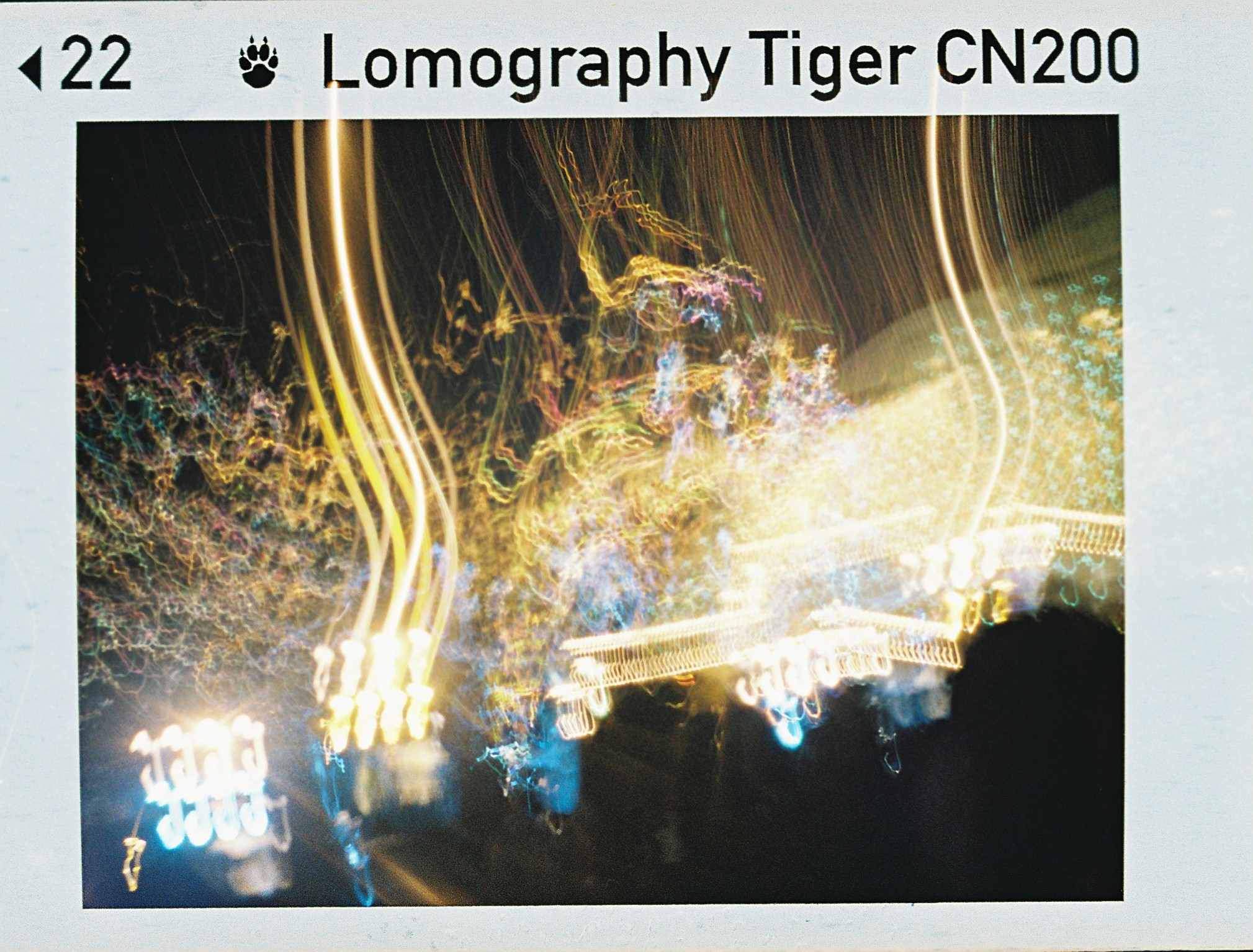 110 ポケットカラーネガフィルム 現像 + データ化 フルフレーム (パーフォレーション込み)+ Pサイズプリント(パーフォレーション込み)