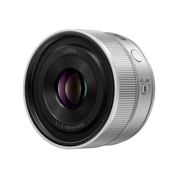 《新製品予約》 パナソニック LUMIX S 40mm F2 / シルバー / ライカLマウント用 / Panasonic / S-S40-S