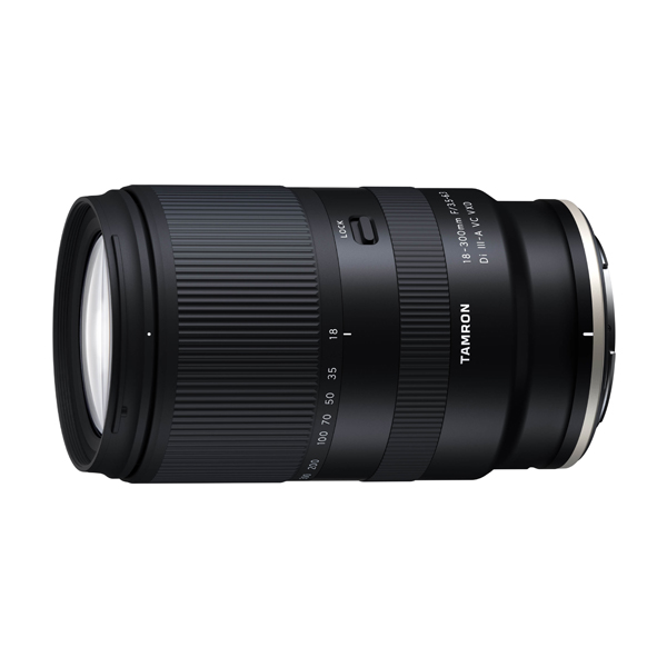 《新製品予約》 タムロン TAMRON 18-300mm F3.5-6.3 Di III-A VC VXD Model B061 / Nikon Z / 高倍率ズームレンズ APS-C ミラーレス専用 ニコンZマウント