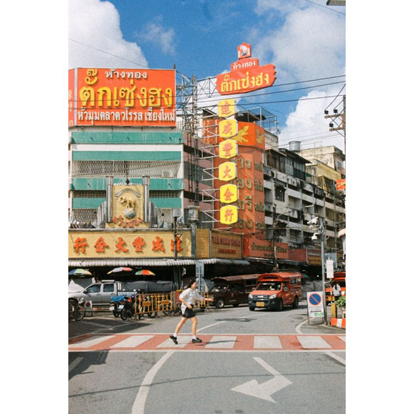 ロモグラフィー LomoChrome Classicolor 35 mm ISO 200 / 36枚撮り / Lomography